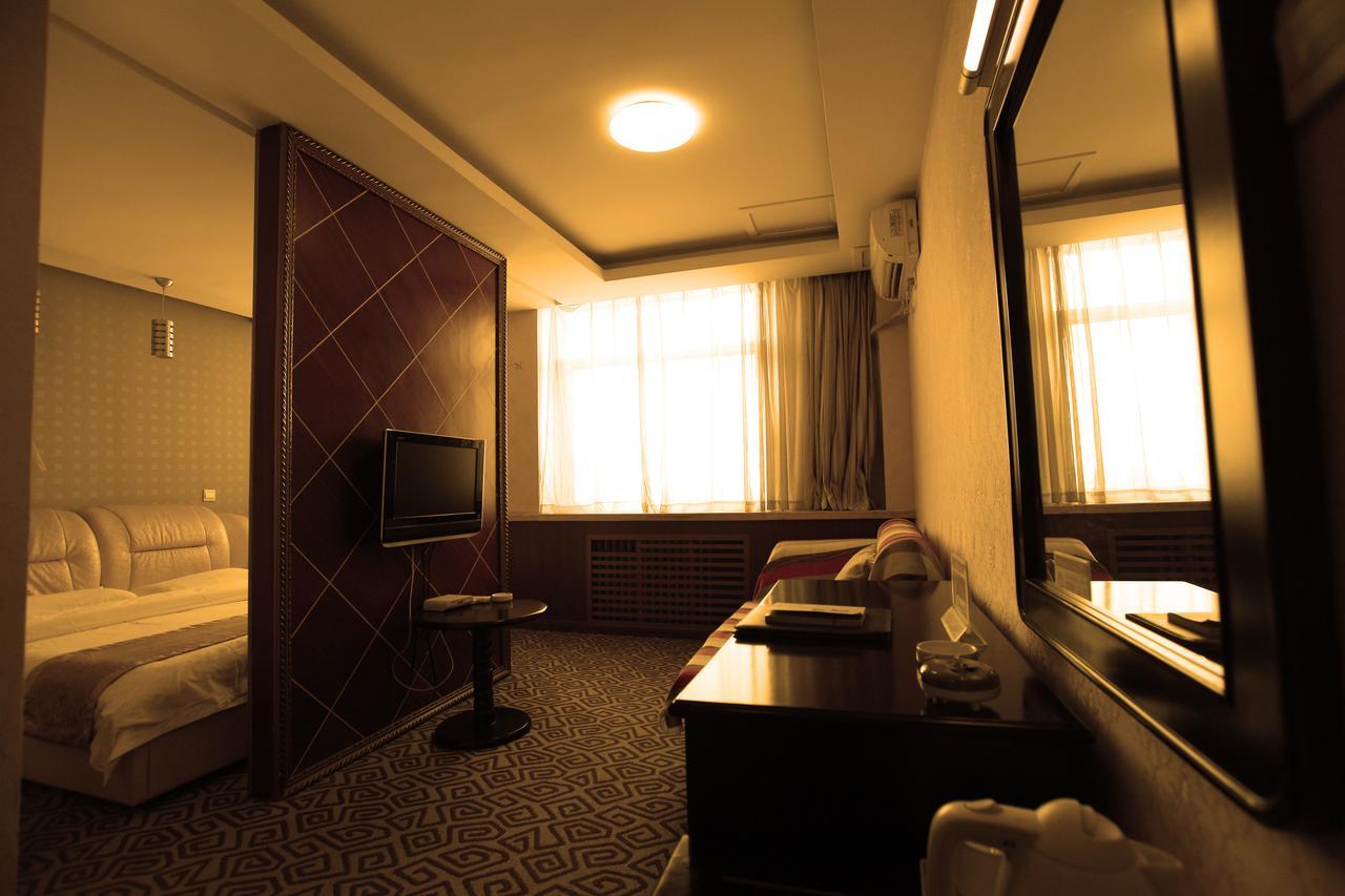 Huashan Jinsui Hotel Huayin Exteriör bild