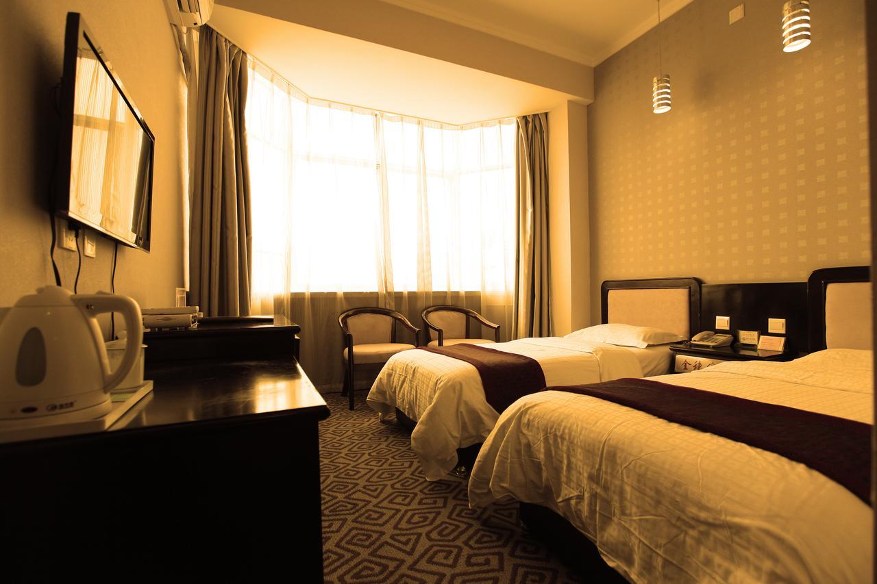 Huashan Jinsui Hotel Huayin Exteriör bild